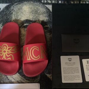 MCM slides